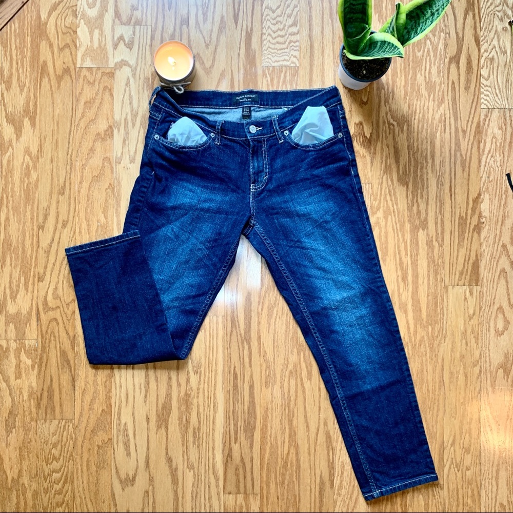 ‼️SOLD‼️BANANA REPUBLIC dark denim jeans